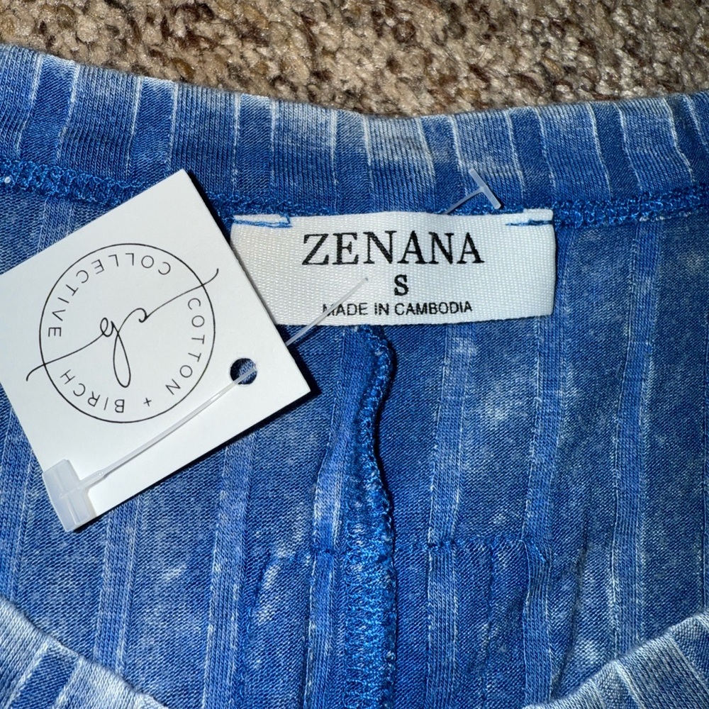 NWT Zenana Sleeveless Ribbed Crop Tops - Green and Blue - Picture 4 of 4